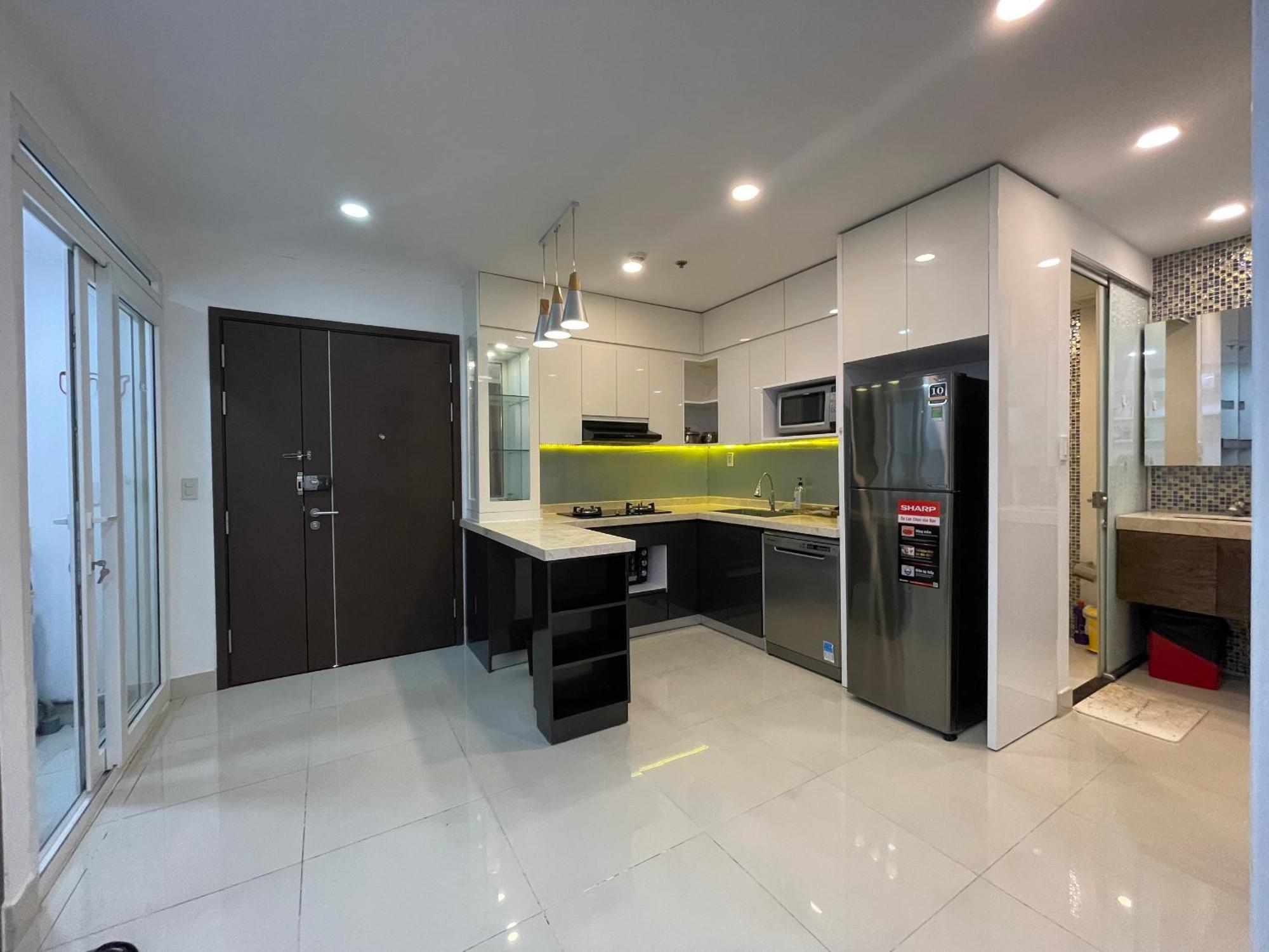 Apartment Sunrise City Saigon